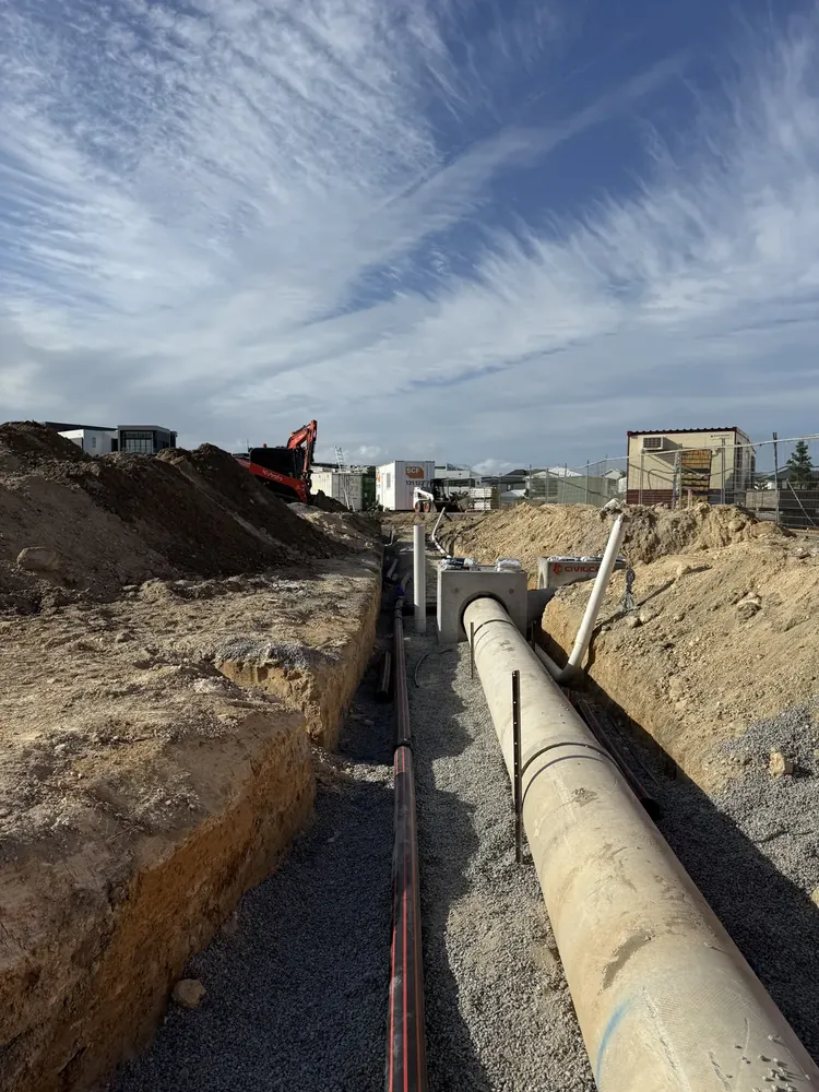 Stormwater main and water main laid in trench on the Gold Coast